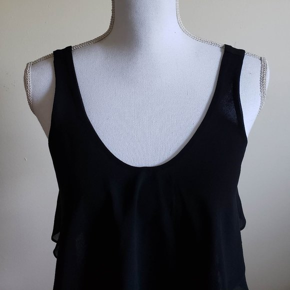 📌 Soprano Black Flowy Sleeveless Layered Crop Top - Picture 5 of 11